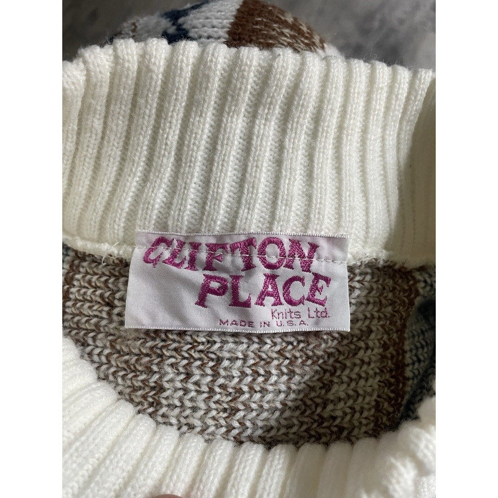 Vintage 80's Clifton Place Sweater Size XL White Bohemian Aztec Made in USA - Picture 4 of 9